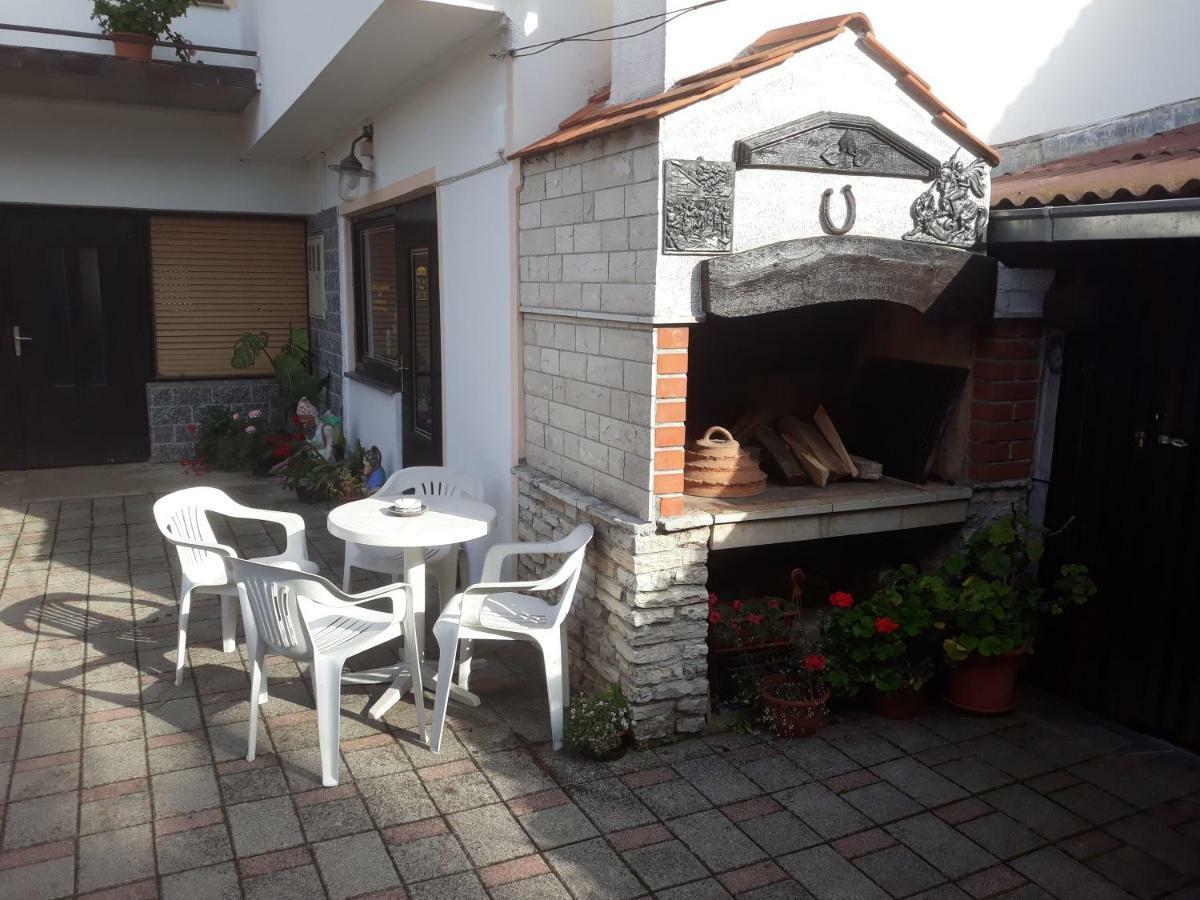 Apartmani Kristanic Карловац Екстериор снимка