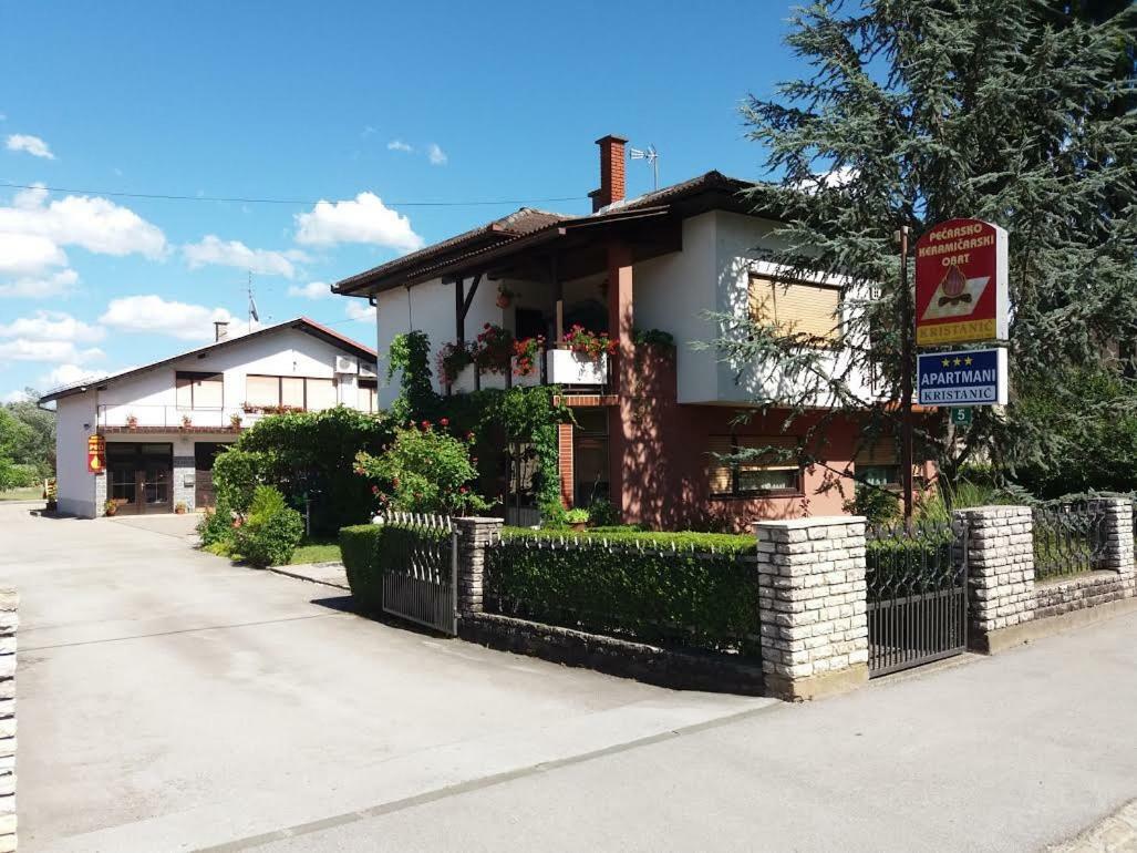 Apartmani Kristanic Карловац Екстериор снимка