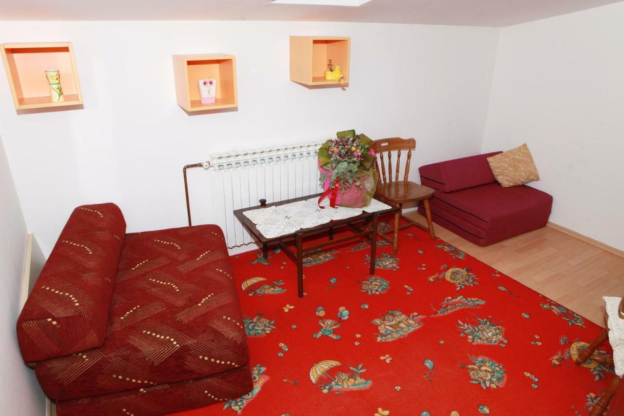 Apartmani Kristanic Карловац Екстериор снимка
