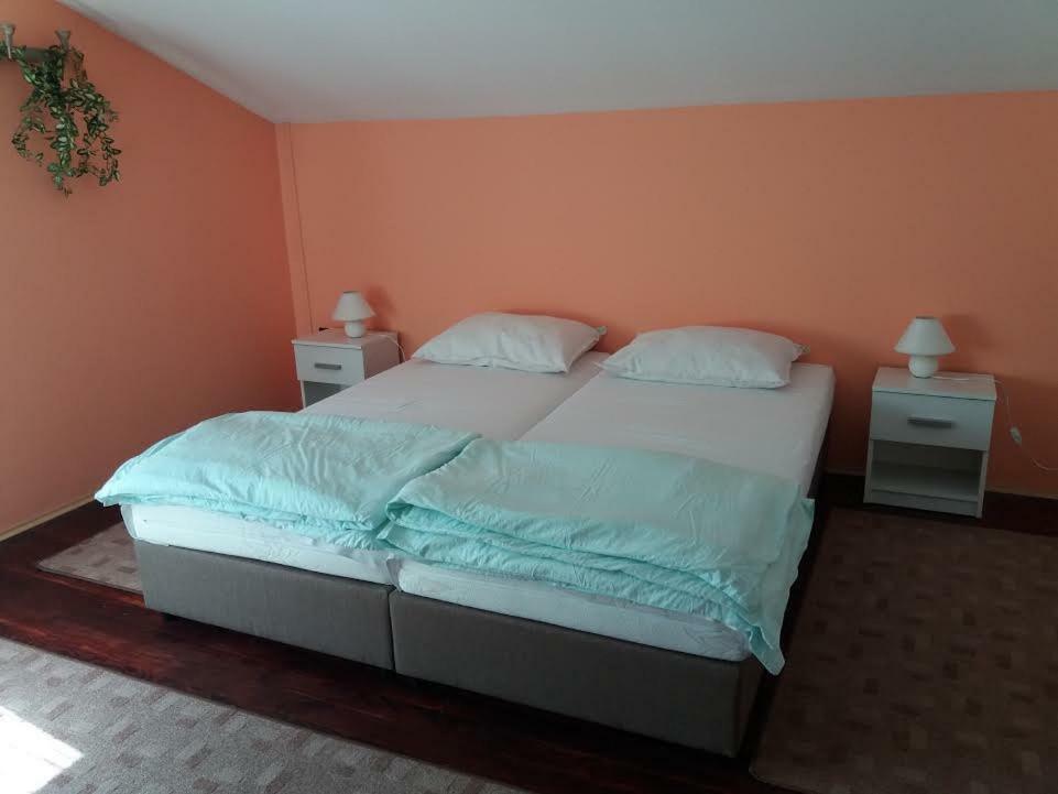 Apartmani Kristanic Карловац Екстериор снимка